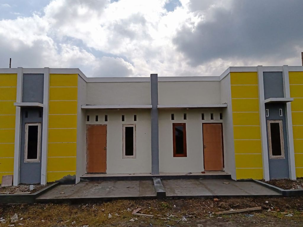 foto tampak rumah tipe 34/60 perumahan GRIYA DELANGGU ASRI