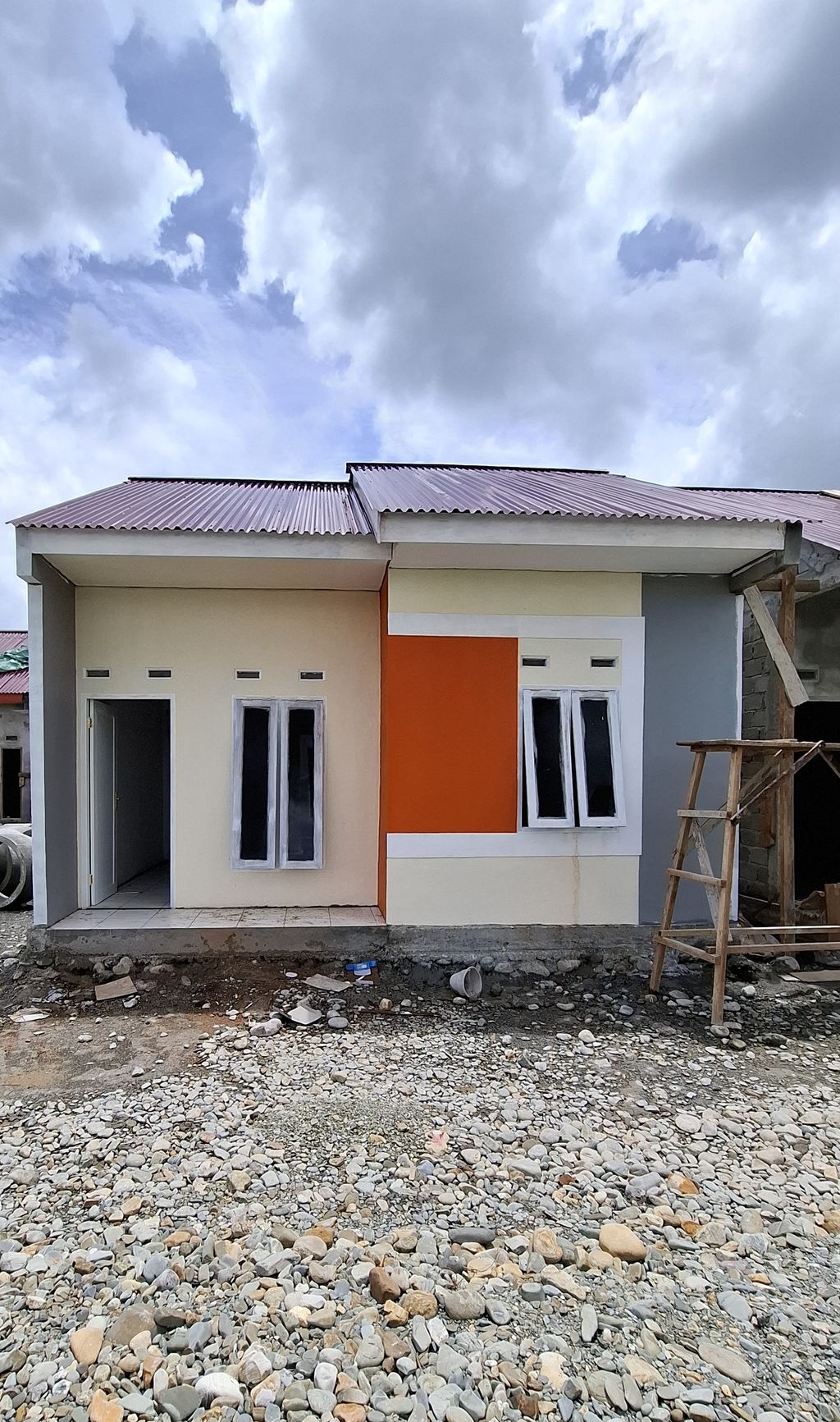 foto tampak rumah tipe 36 perumahan Griya Anggrek Asri 6