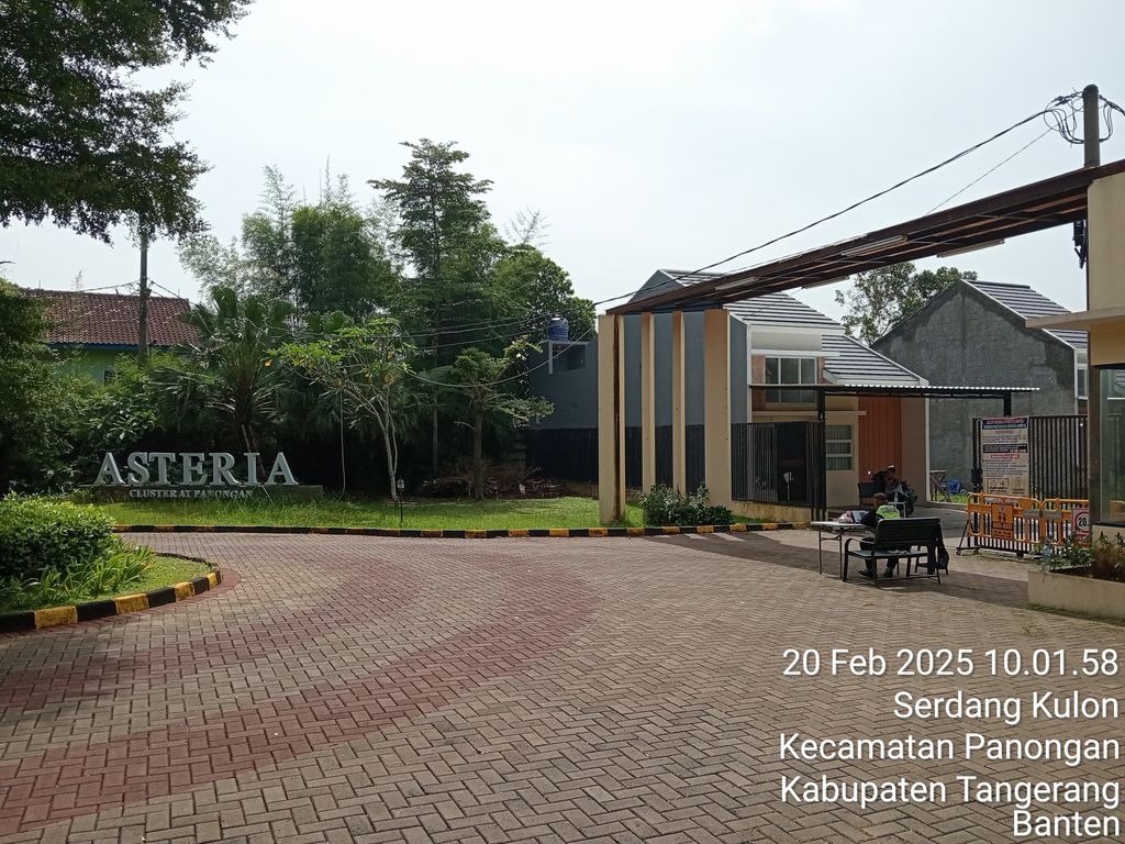 foto gerbang perumahan Asteria Panongan