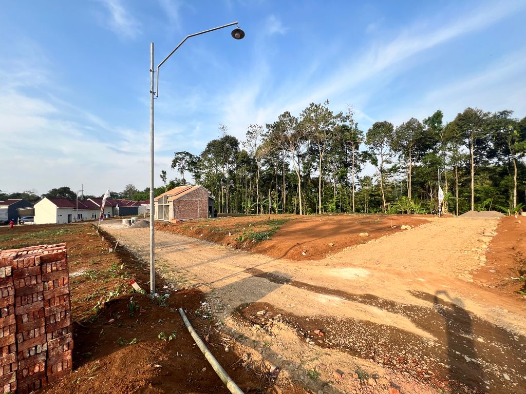 foto posisi tengah perumahan ENDAH RESIDENCE PESALAKAN TAHAP 2