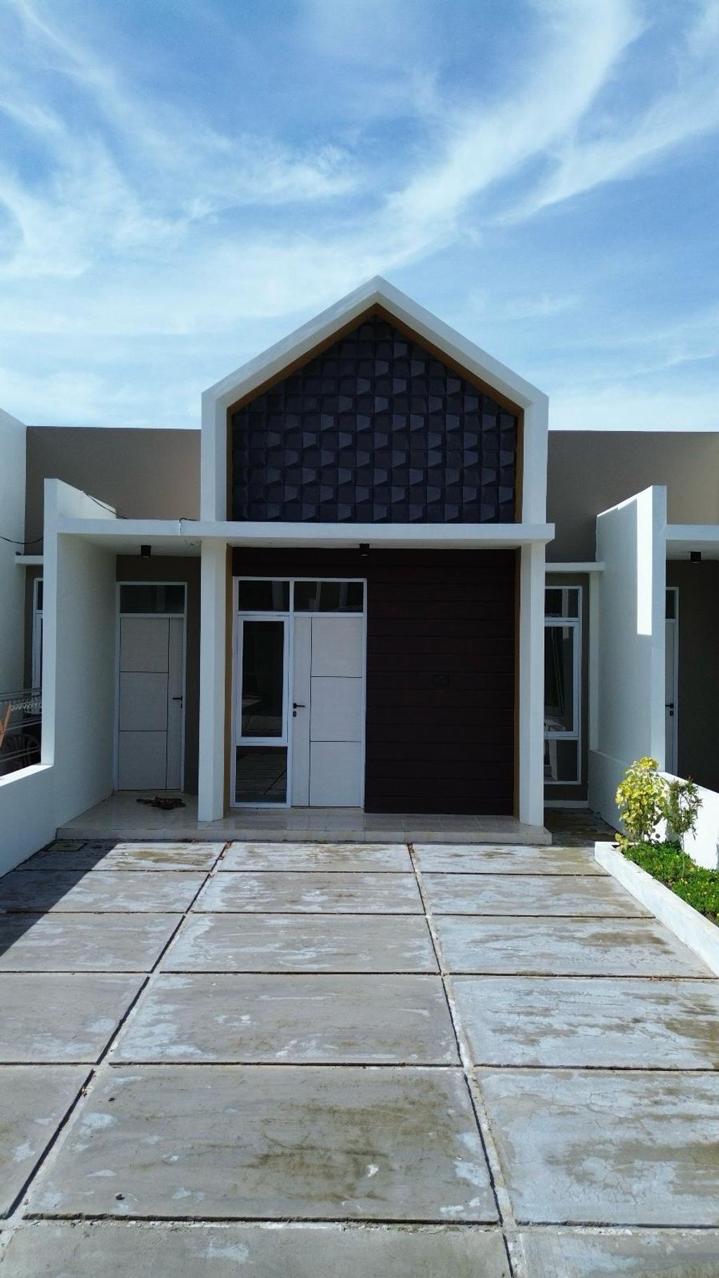 foto tampak rumah tipe 36 perumahan AL-IKHLAS TOWNHOUSE