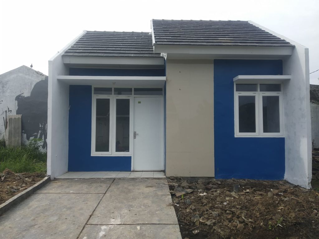 foto tampak rumah tipe 27/68 perumahan Villa Gading Harapan 3