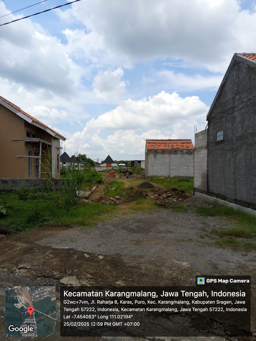 foto gerbang perumahan Griya Yartin 6