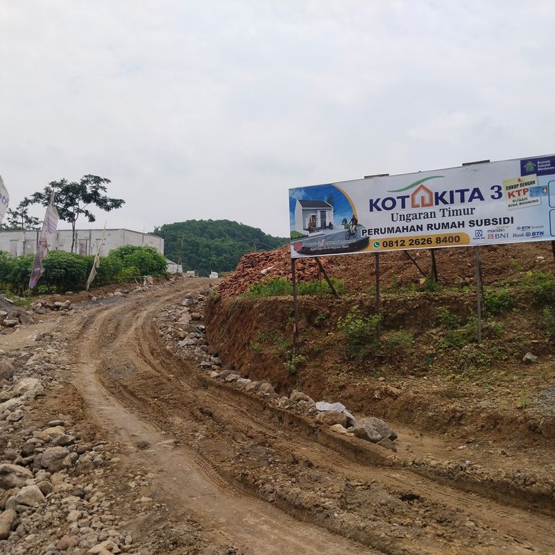 foto gerbang perumahan KOTAKITA 3 UNGARAN