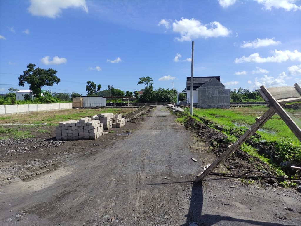 foto posisi tengah perumahan Leiden Park