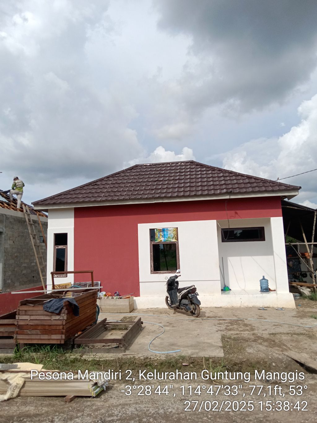 foto contoh rumah perumahan PESONA MANDIRI 2