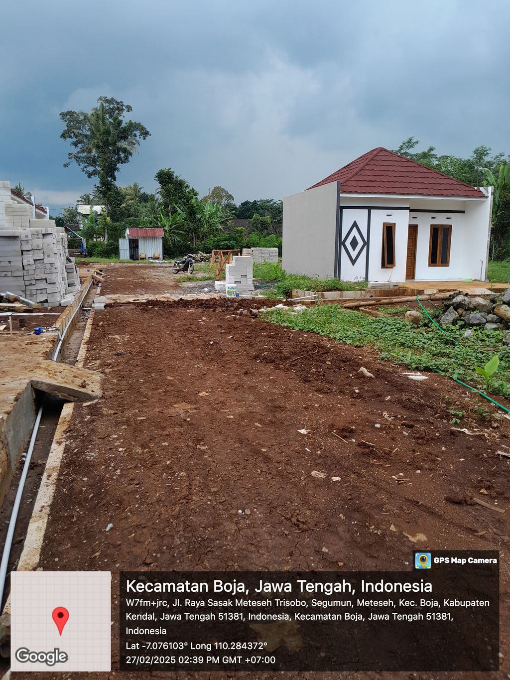 foto posisi tengah perumahan PRADA REGENCY 2