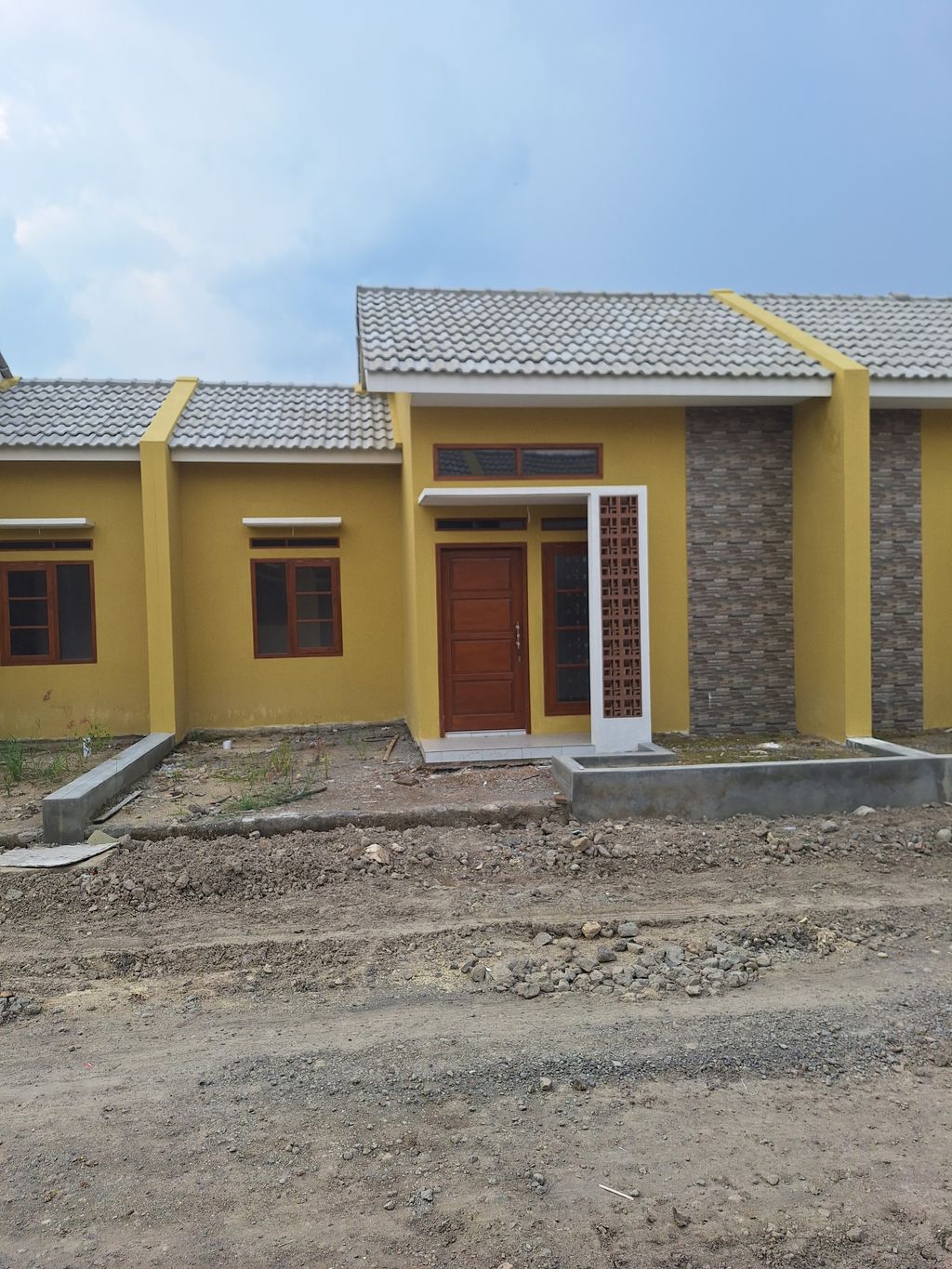 foto contoh rumah perumahan GRAND CITY LINE RESIDENCE