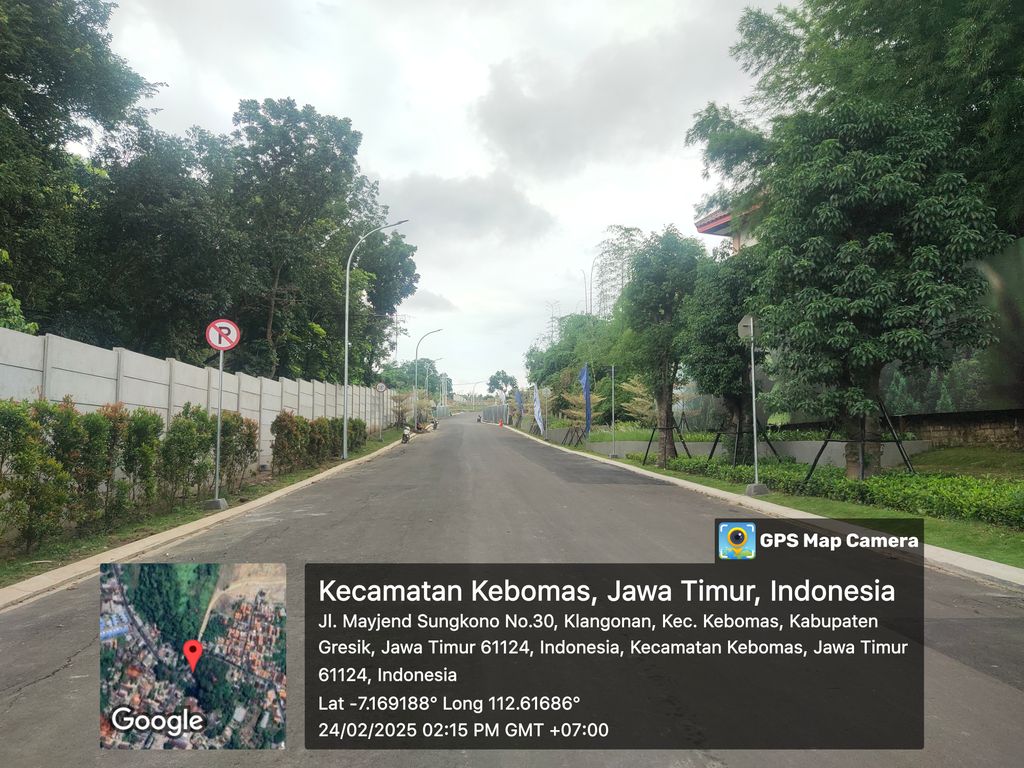 foto gerbang perumahan CitraLand Gresik Kota