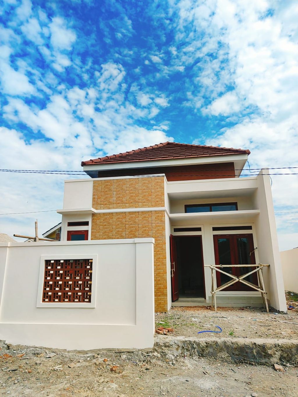 foto tampak rumah tipe 47 perumahan GRAND CITY LINE RESIDENCE