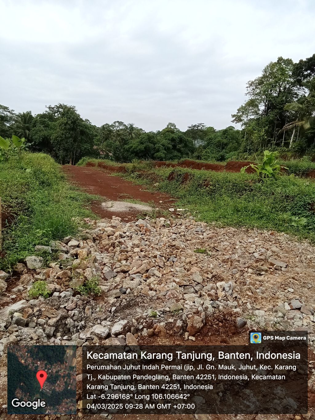 foto posisi tengah perumahan Juhut Indah Permai 1