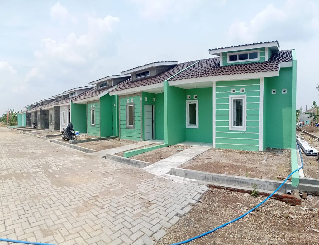 foto contoh rumah perumahan KANAYA LAND 13