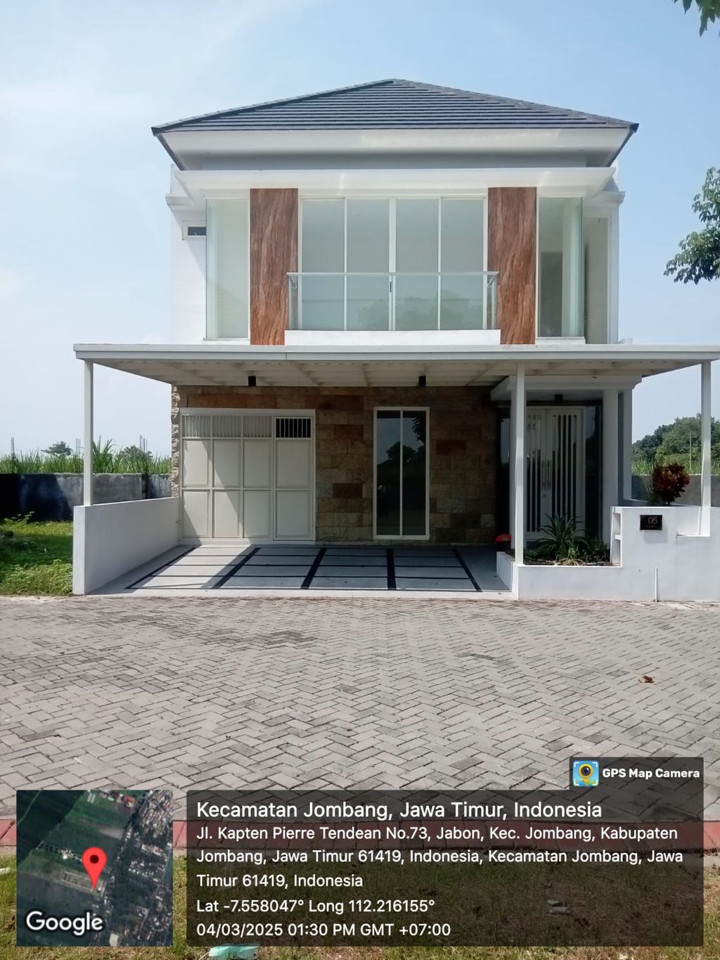foto tampak rumah tipe 135 perumahan BALE NIRWANA RESORT