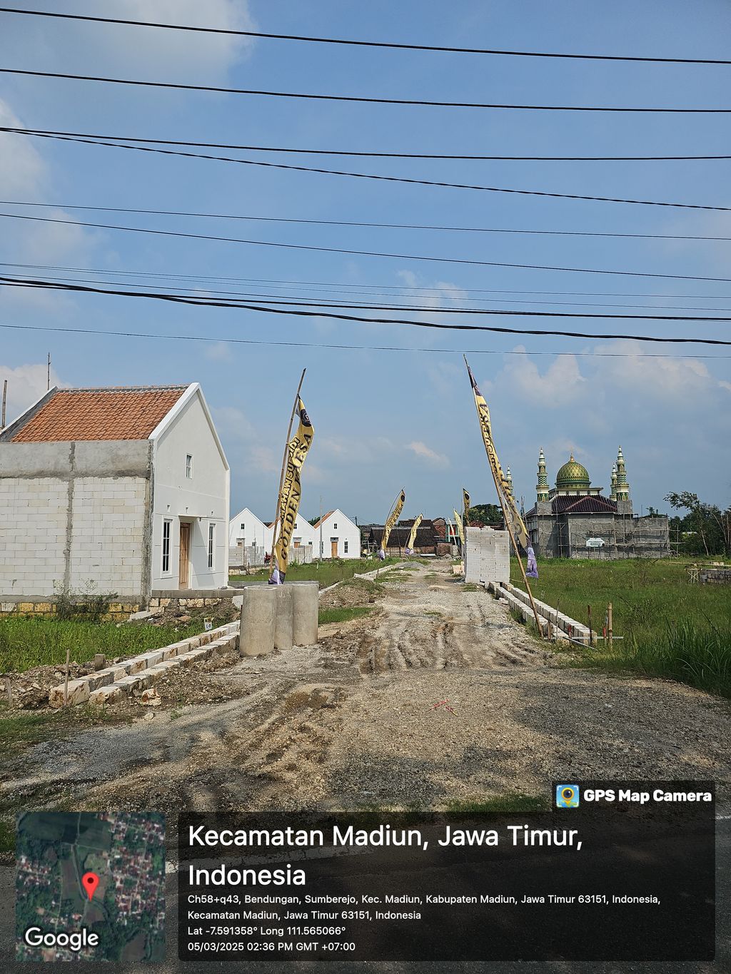 foto gerbang perumahan Golden Kaesa