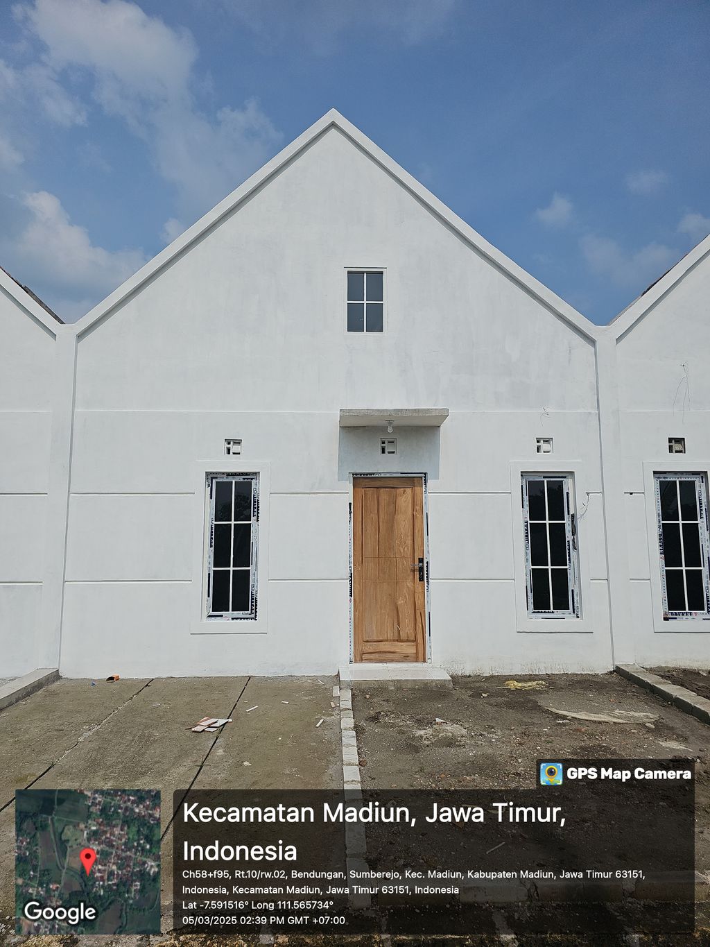 foto contoh rumah perumahan Golden Kaesa