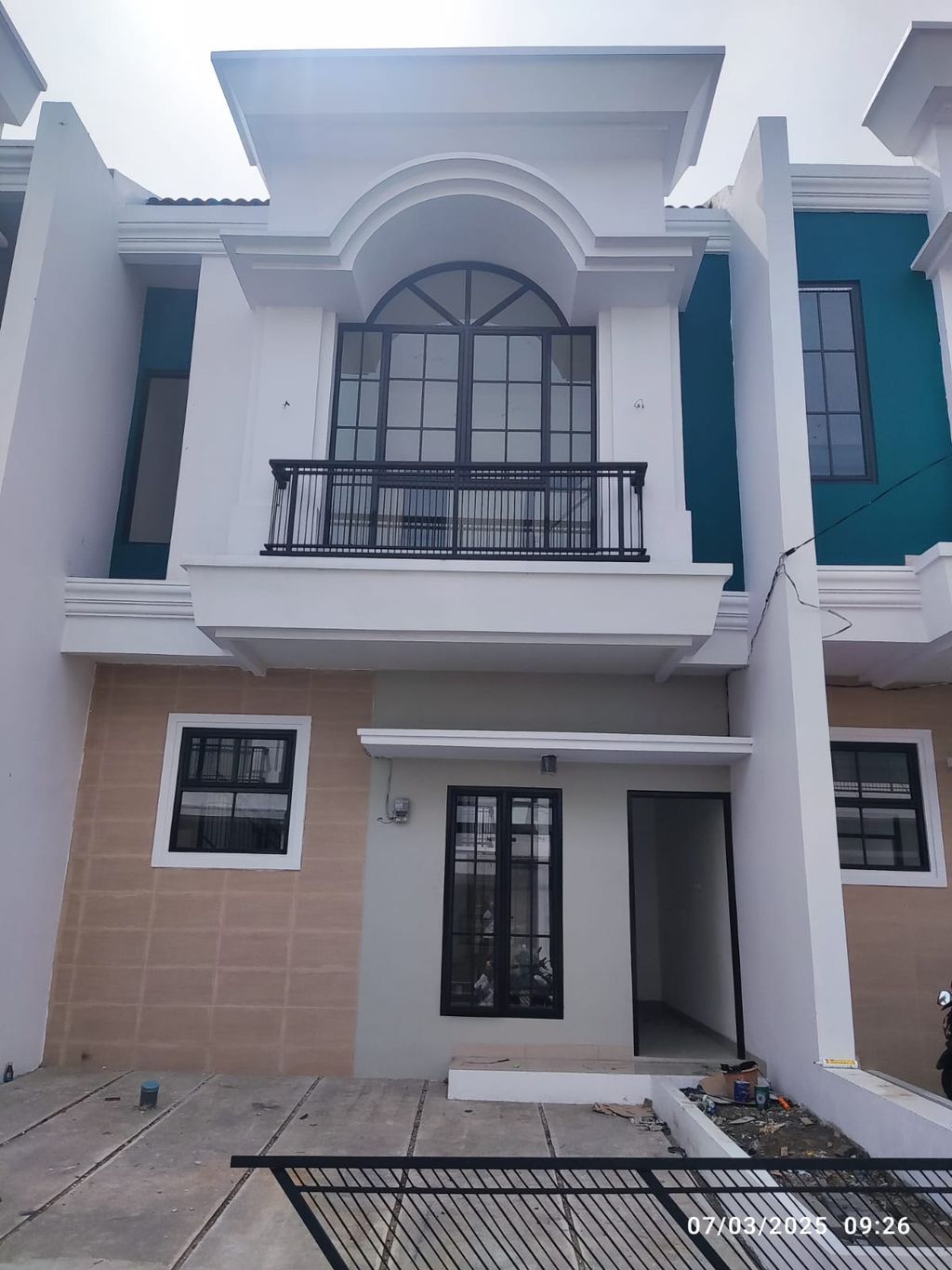 foto tampak rumah tipe 55 New Compact HC Classic (3KT)  (671) perumahan G-Land Arcadia Buahbatu