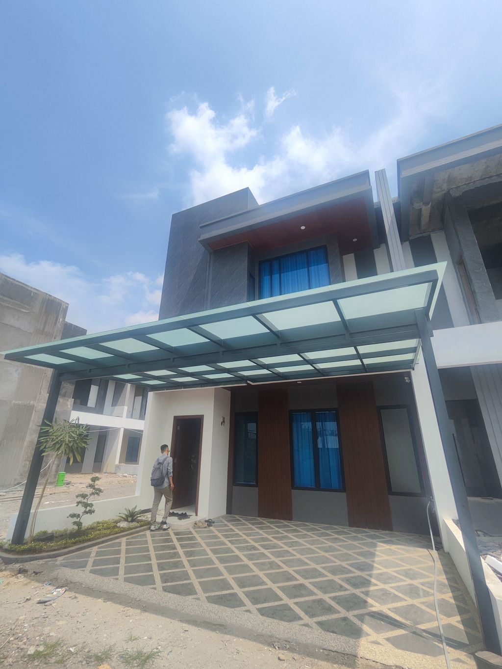 foto tampak rumah tipe 120 perumahan PERUMAHAN CEMARA PARK PALACE