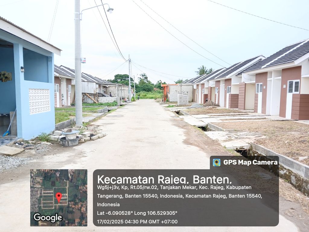 foto posisi tengah perumahan TANJAKAN INDAH BLOK M