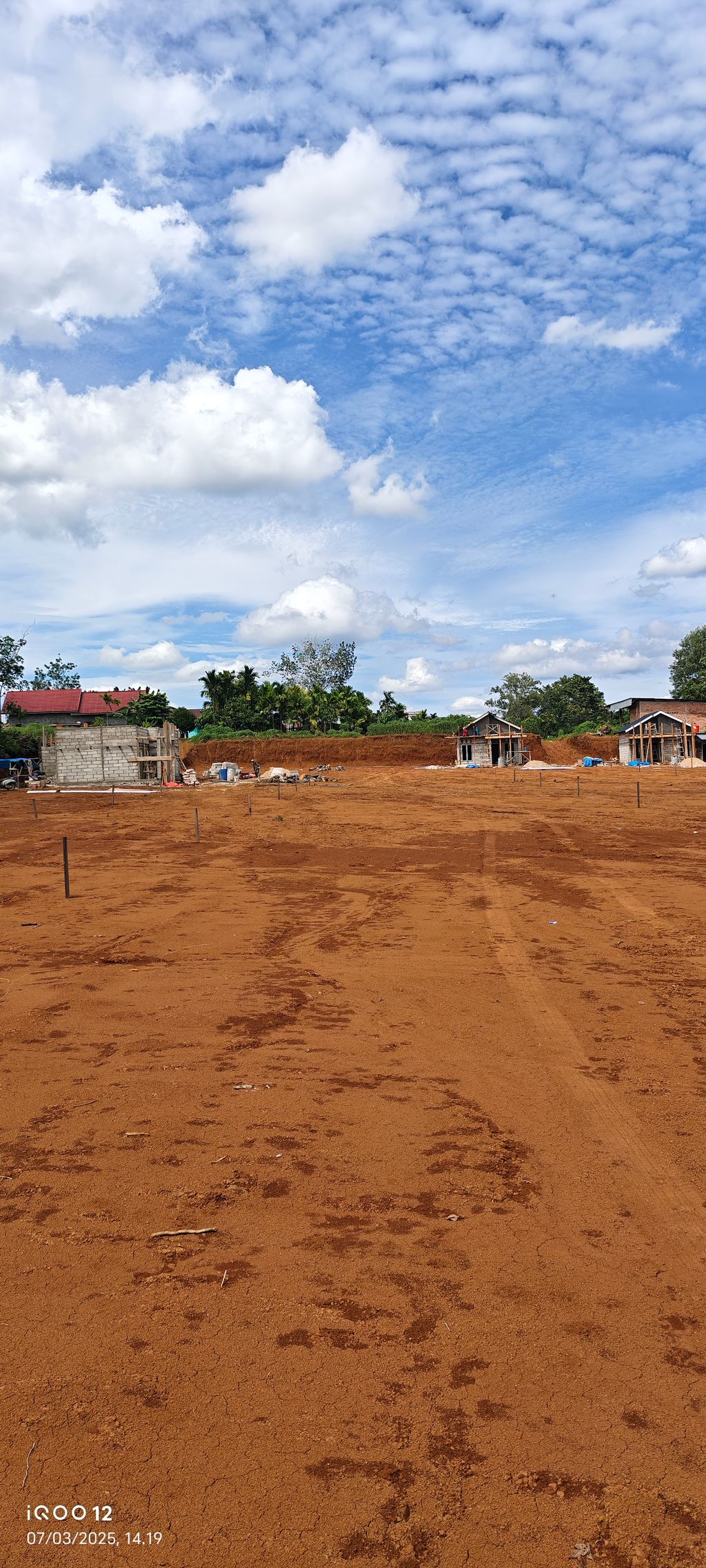 foto posisi tengah perumahan PERMATA RESIDENCE 8