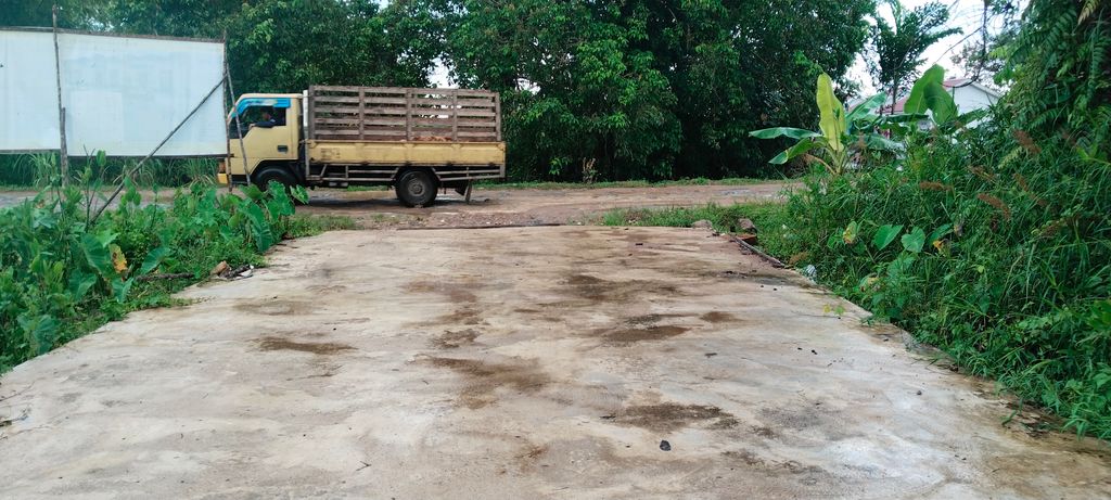 foto gerbang perumahan BORNEO KING 4