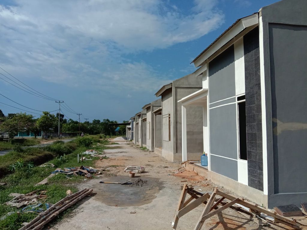foto posisi tengah perumahan BUMI EMAS LEDO