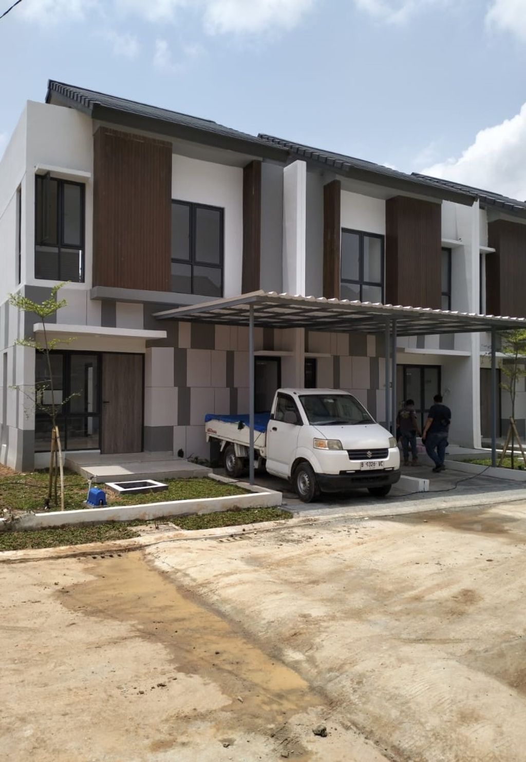 foto tampak rumah tipe SAPPHIRE UNIT A3 NO. 01 perumahan GRAND ALMAS RESIDENCE