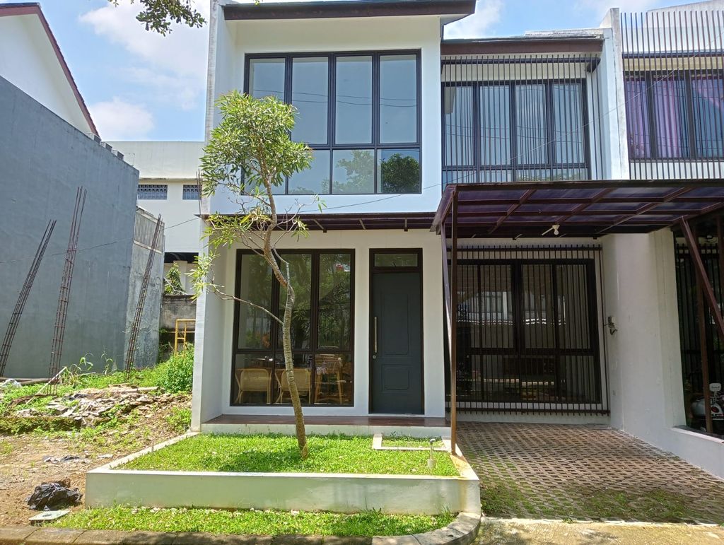 foto tampak rumah tipe A 5 perumahan LOTUS JASMINE