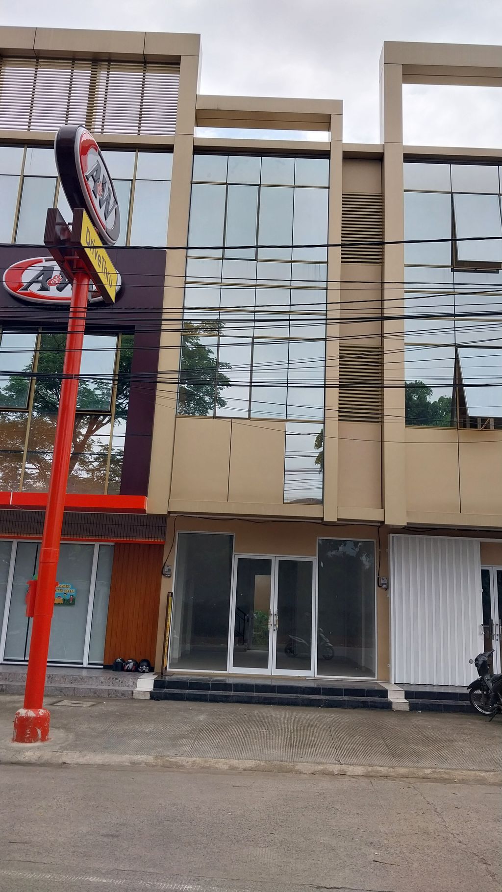foto tampak rumah tipe CBD RUKO perumahan BUKIT DAGO - 2