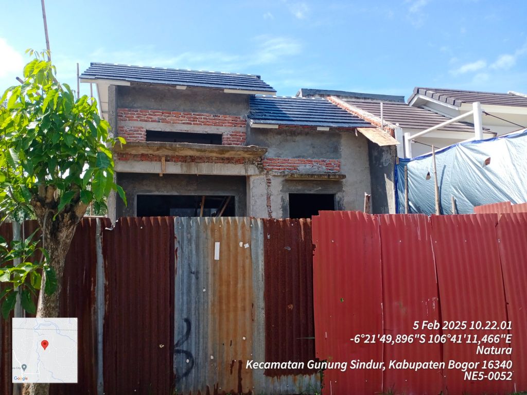 foto tampak rumah tipe NES 5 - 52 perumahan SERPONG NATURA CITY