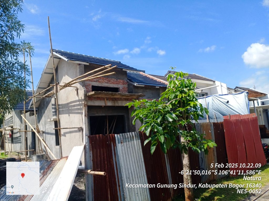 foto tampak rumah tipe NES V-52 perumahan SERPONG NATURA CITY TAHAP 2