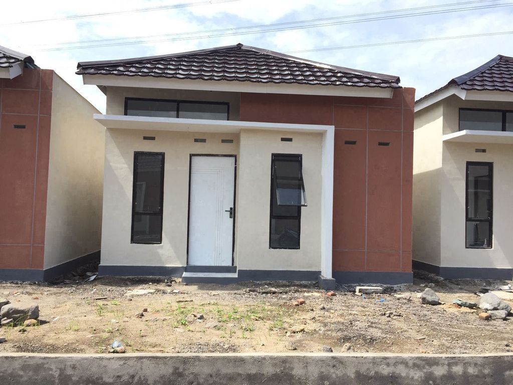 foto tampak rumah tipe 32 perumahan PESONA GERUNG