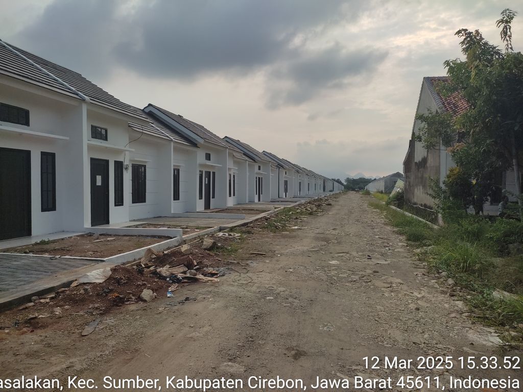 foto posisi tengah perumahan ALANA VILLAGE PASALAKAN