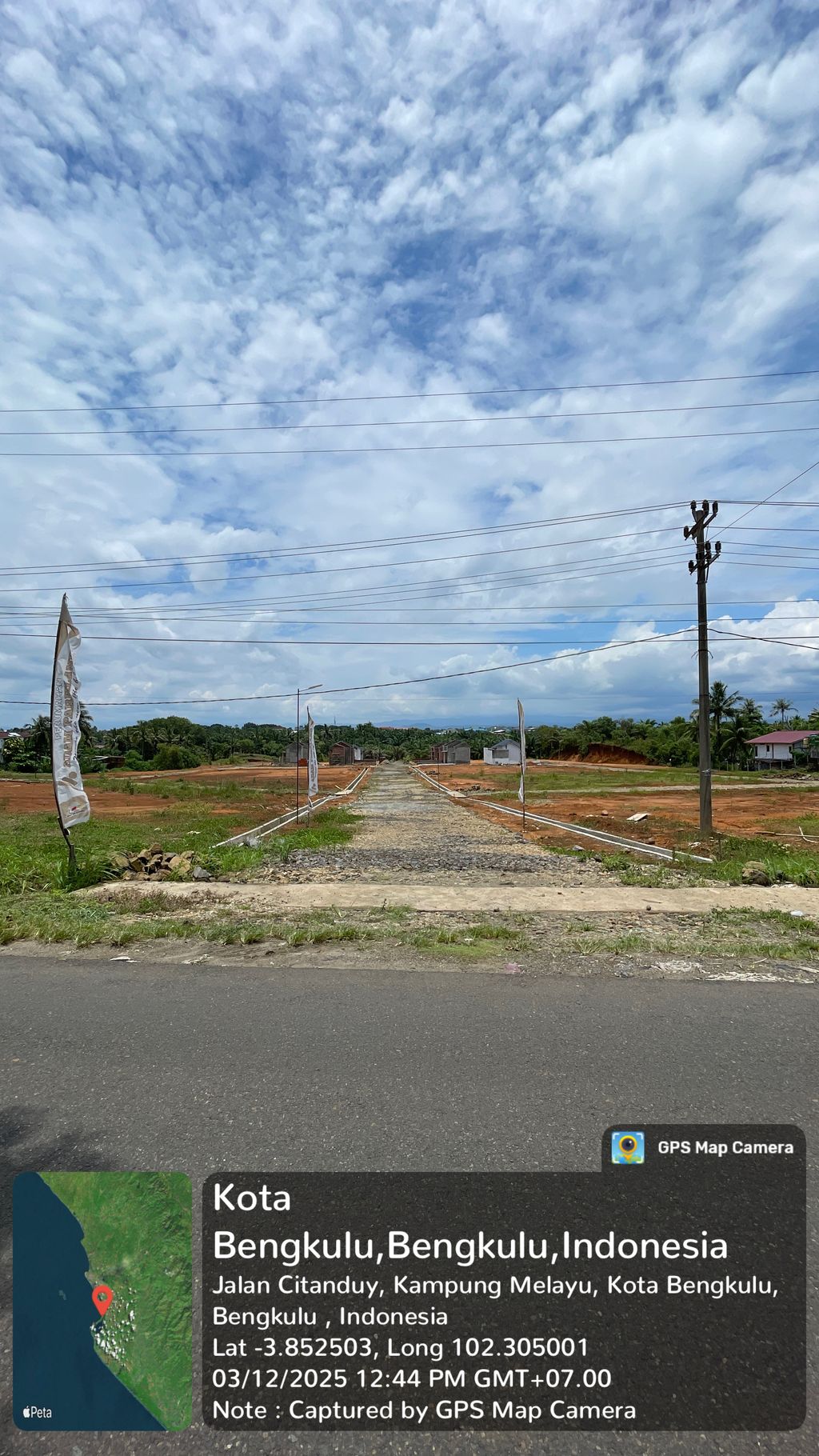 foto gerbang perumahan ADAM PARKLAND
