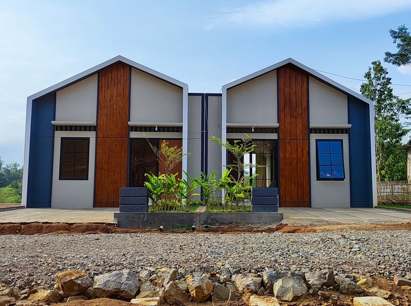 foto contoh rumah perumahan Perumahan Qing Residence