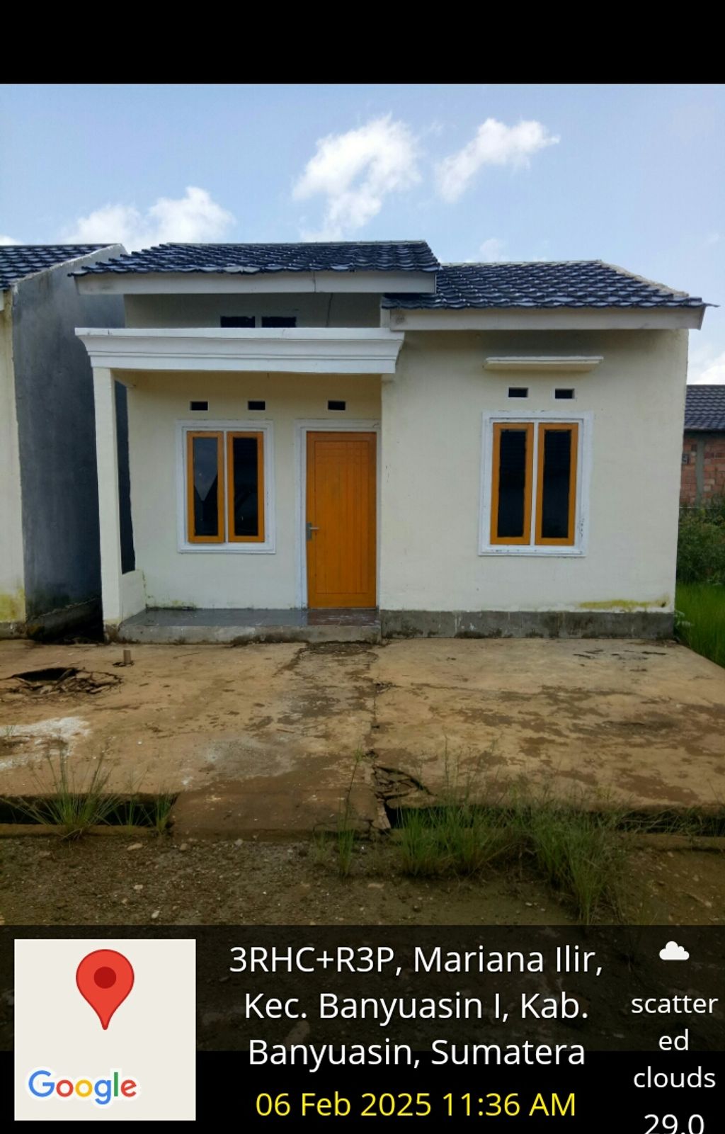 foto tampak rumah tipe 36 perumahan Pesona Srigading Mas