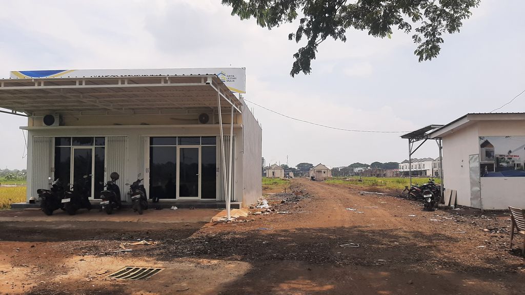 foto posisi tengah perumahan Griya Lestari Mulia