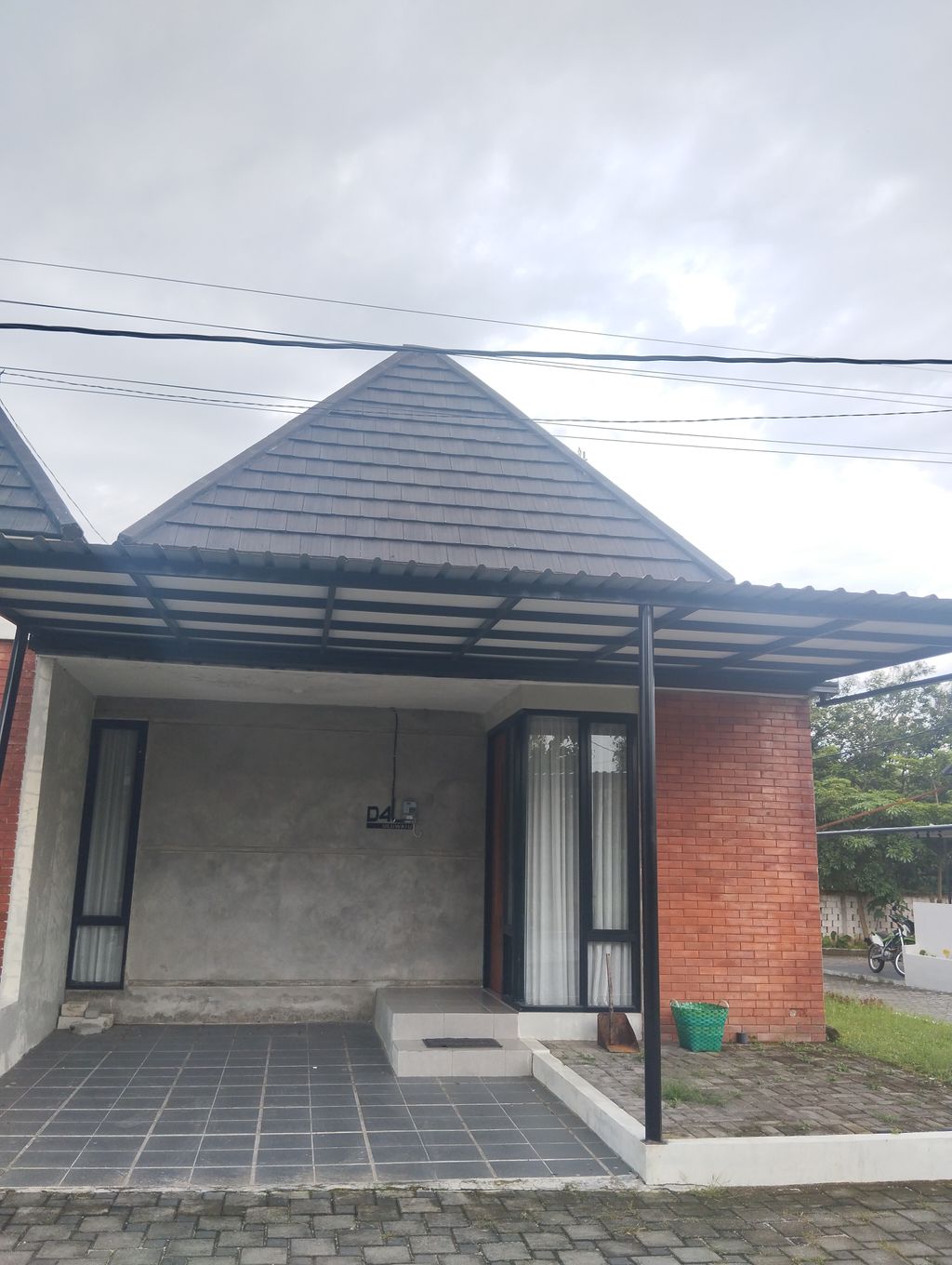 foto contoh rumah perumahan CASA VILLA