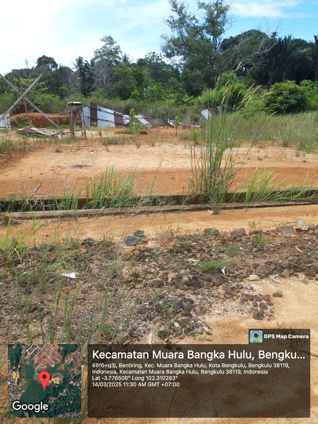 foto posisi tengah perumahan GRIYA BENTIRING PERMAI