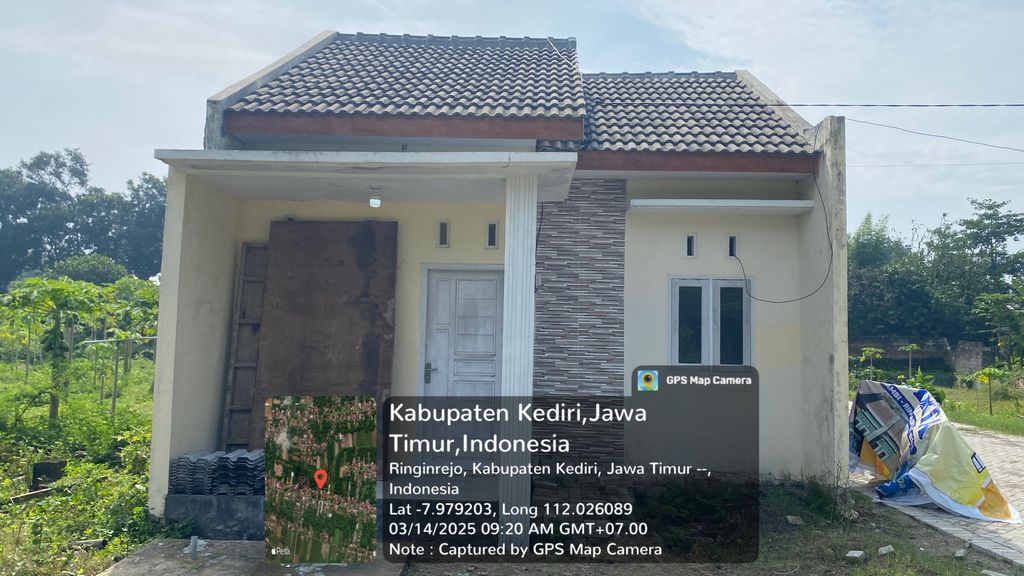 foto contoh rumah perumahan Amarta