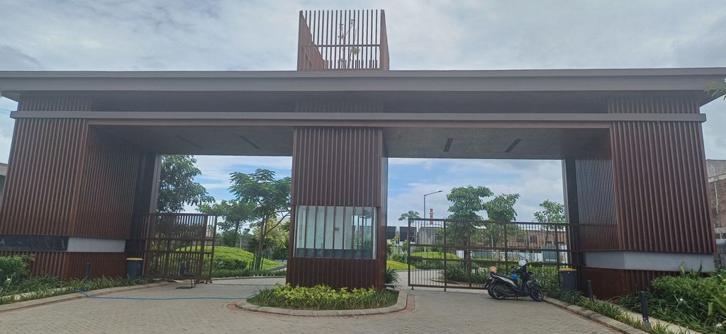 foto gerbang perumahan Cluster Alstonia Tahap 2