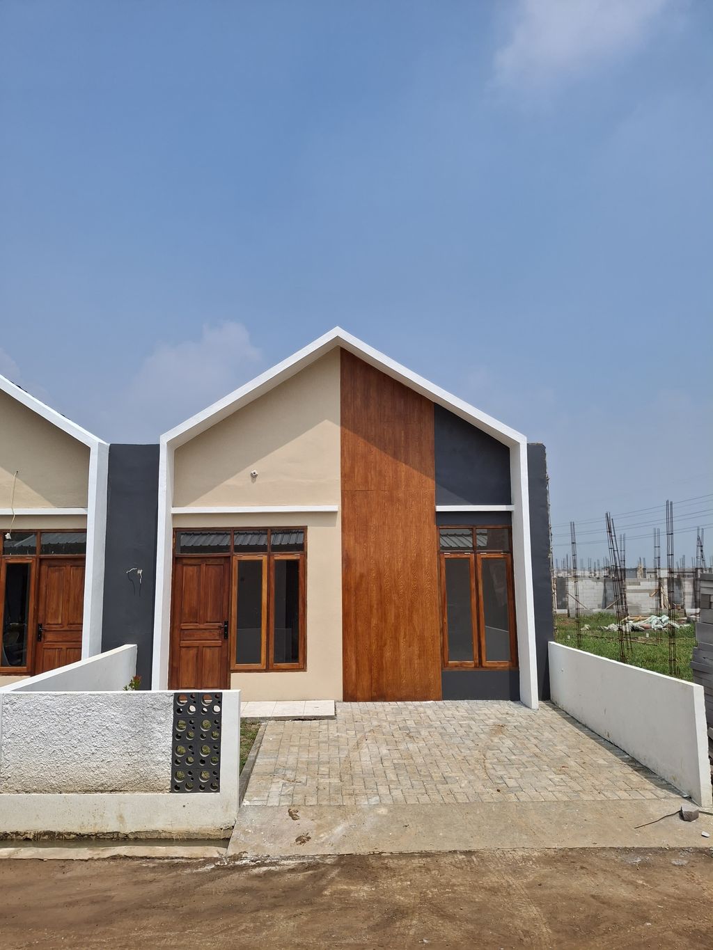 foto tampak rumah tipe 36/60 perumahan Rizki Akbar Residence