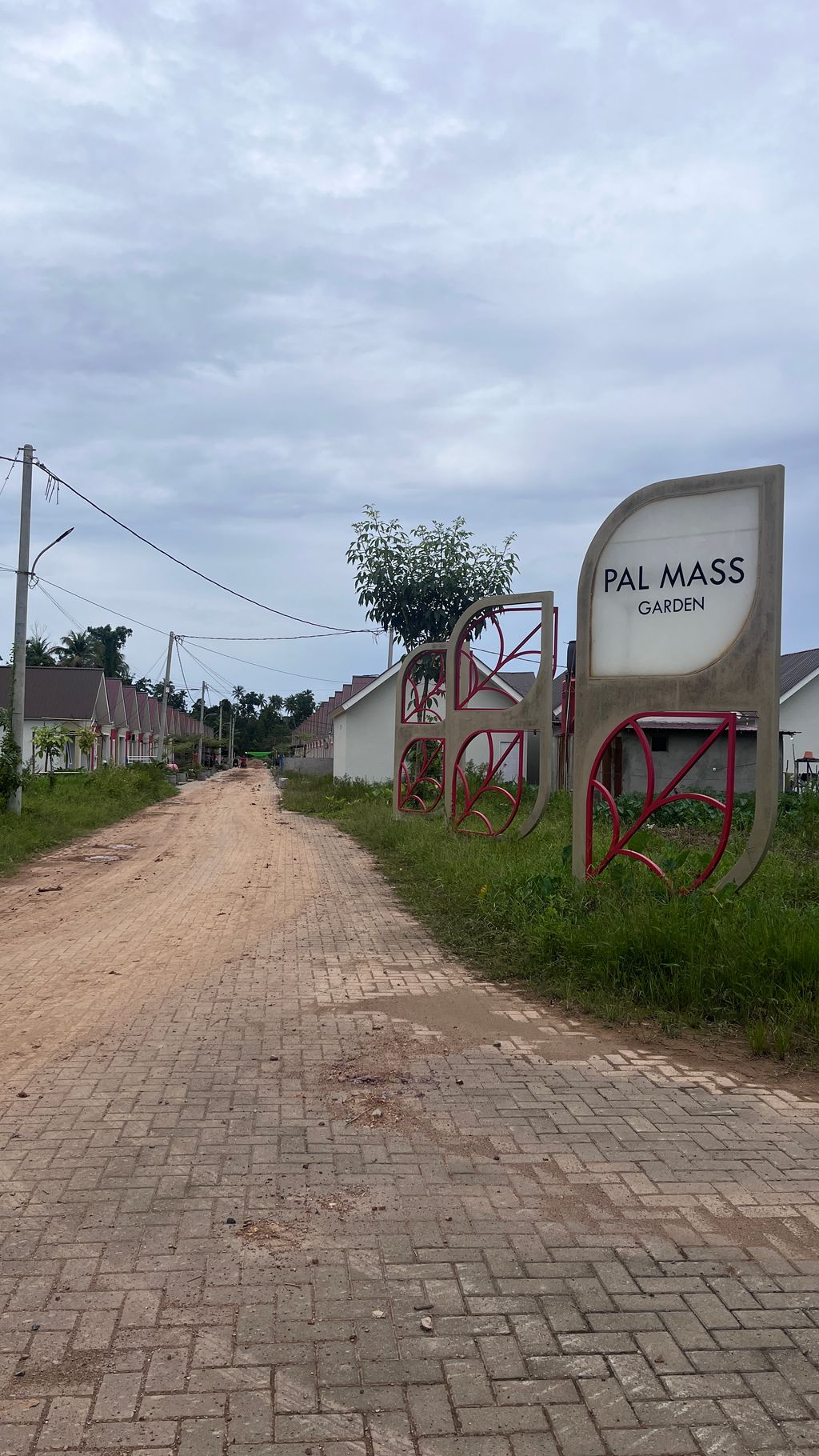 foto gerbang perumahan Pal Mass Garden 2