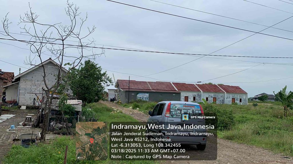 foto gerbang perumahan GRAHA MANDIRI PABEAN