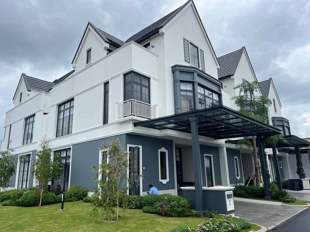 foto contoh rumah perumahan Cluster Louise