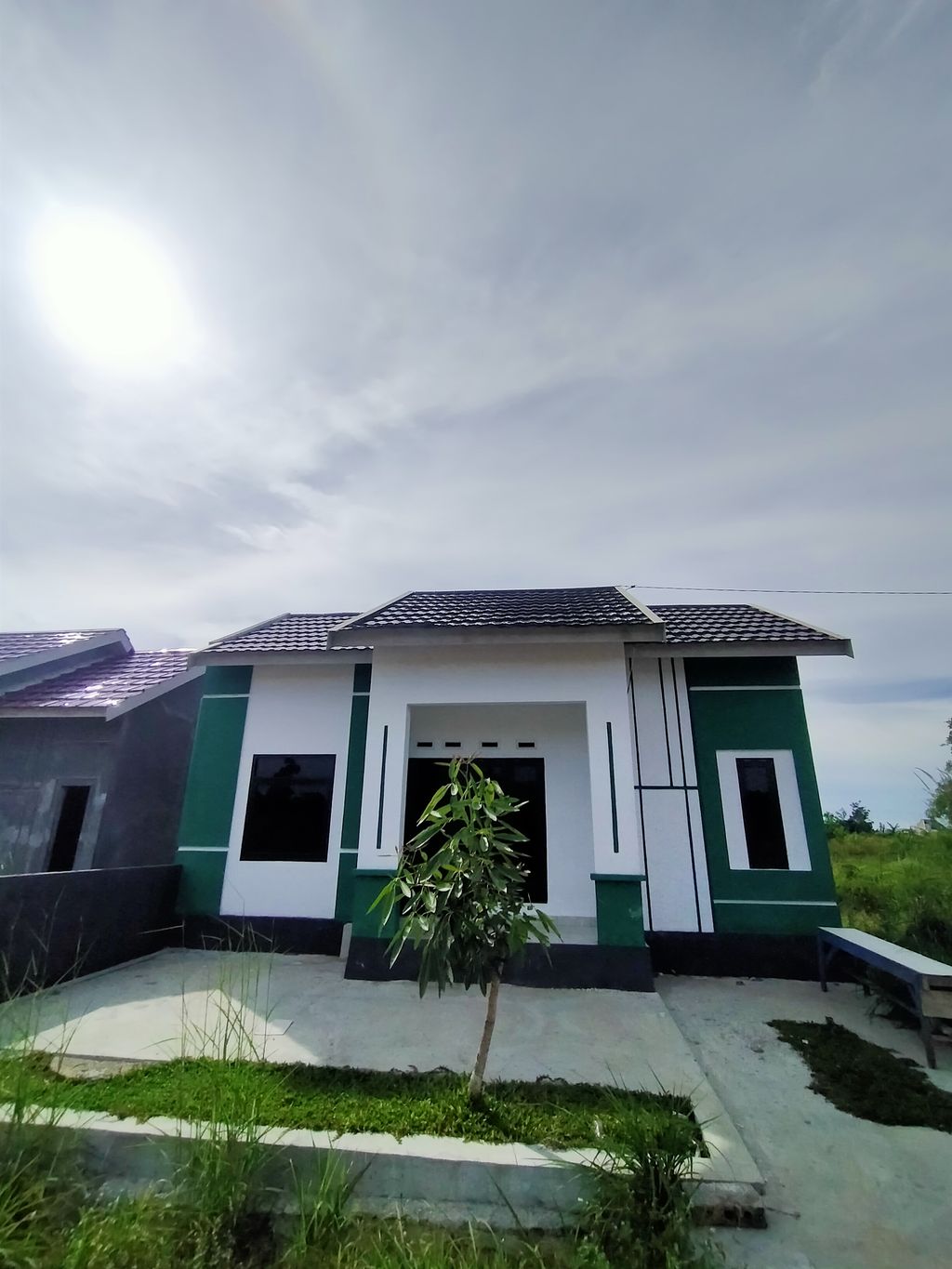 foto contoh rumah perumahan SULUNG PALM RESIDENCE