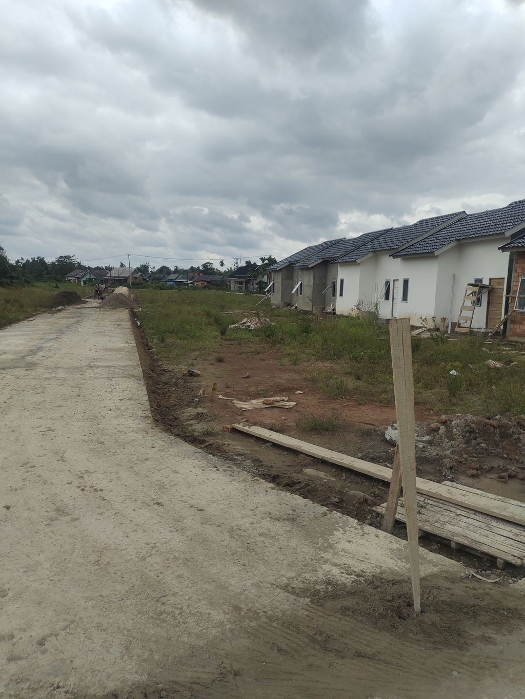 foto posisi tengah perumahan BCC RESIDENCE Tahap 2