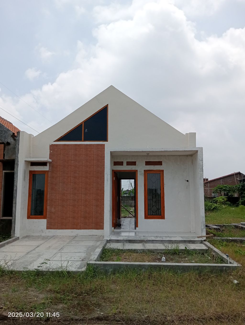 foto contoh rumah perumahan Green livirima kalisoka