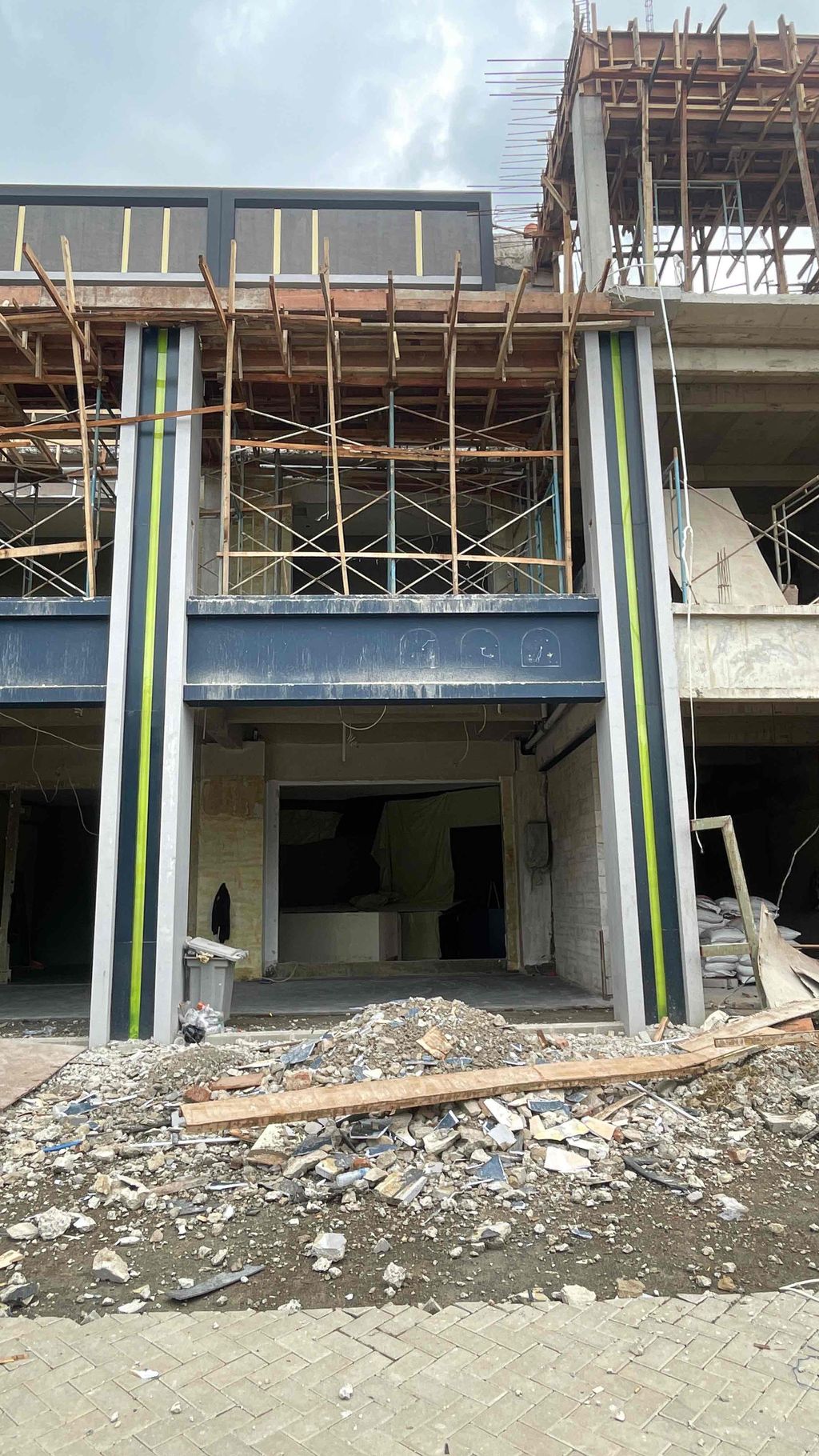 foto contoh rumah perumahan Ruko Carson