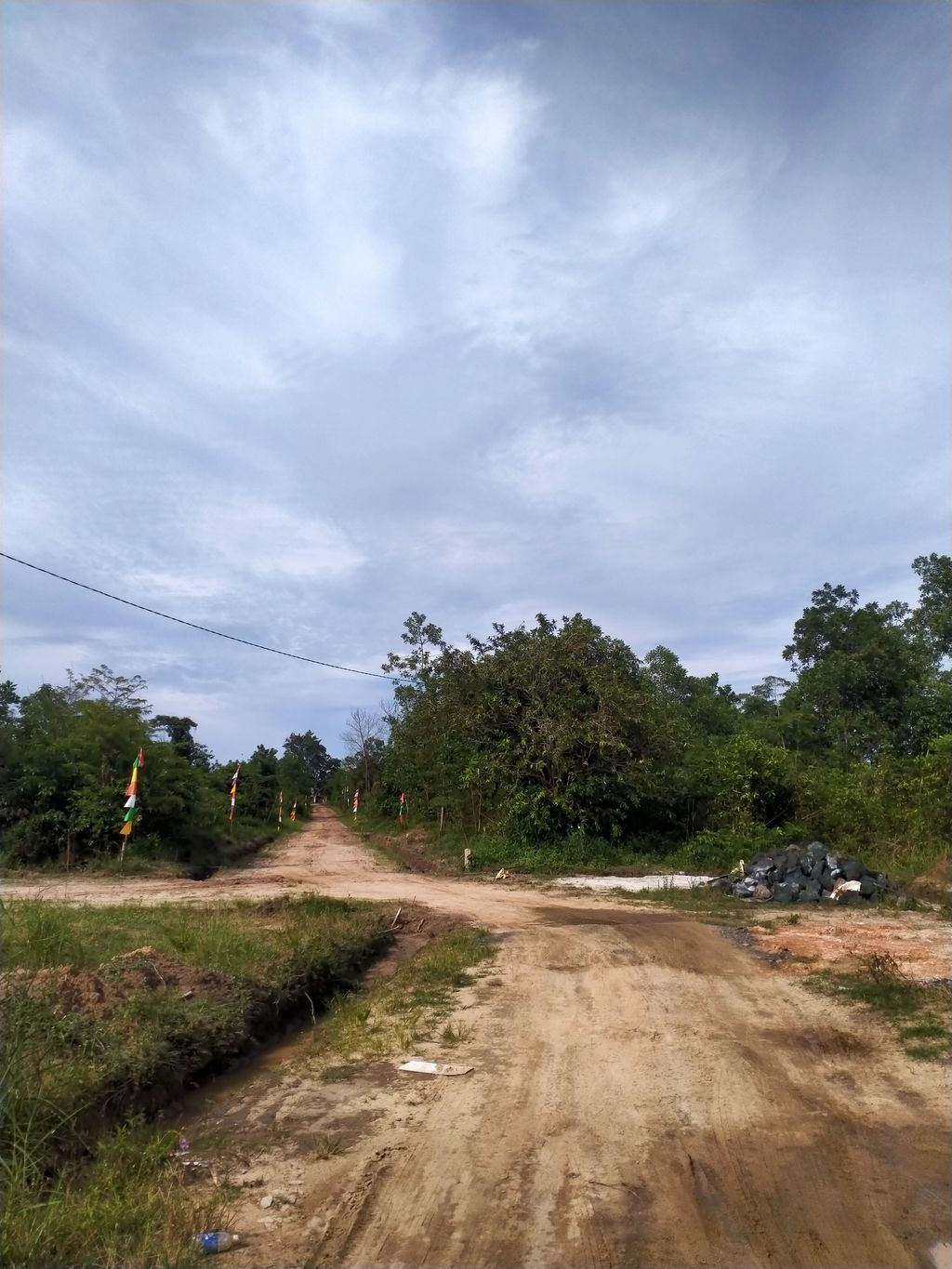 foto gerbang perumahan SULUNG PALM RESIDENCE