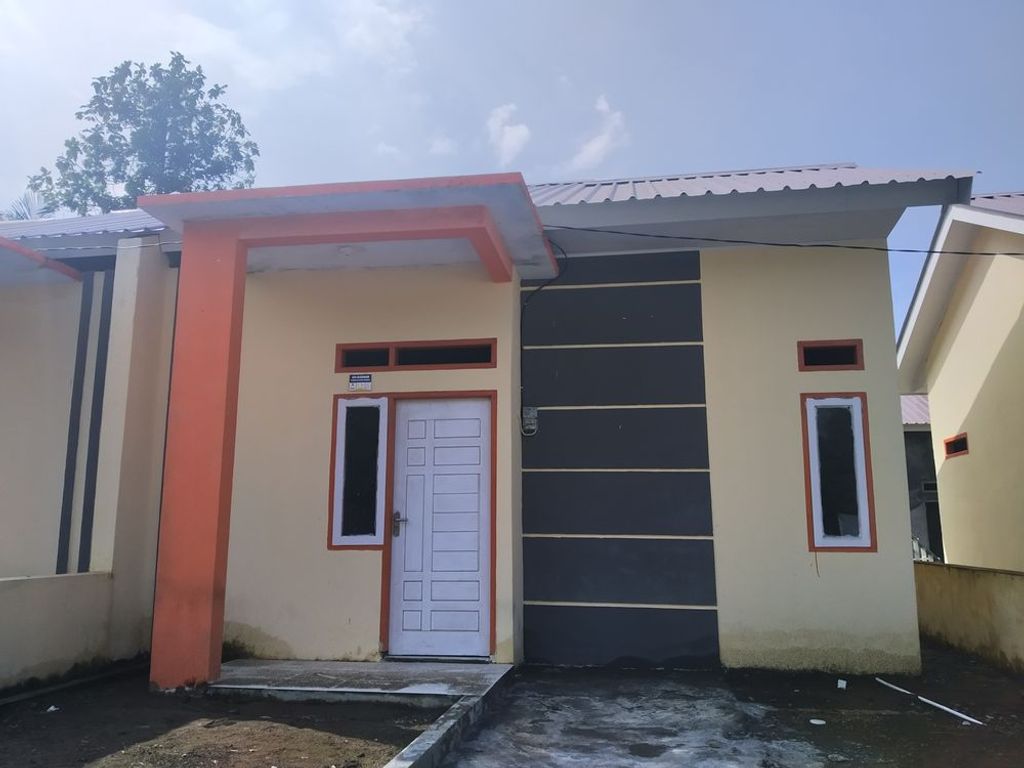 foto tampak rumah tipe 36/84 baru perumahan GRIYA BHAYANGKARA TOBELO